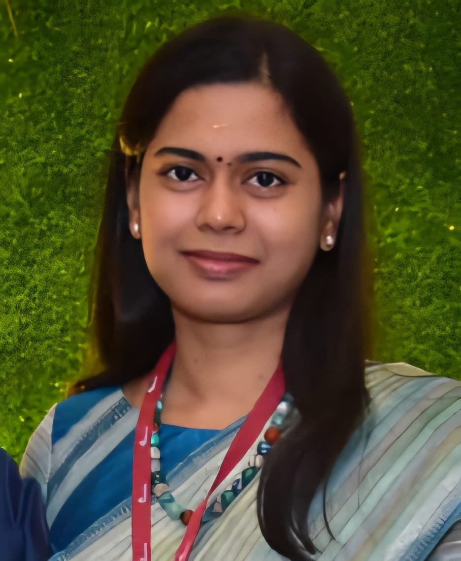 Dr Raghavi N